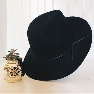 Black Felt/Wool Wide Brim Hipster Panama Hat